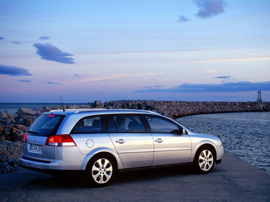  Opel Vectra Combi 2002 года  (фото 27 из 28)